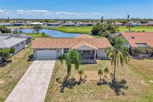 31 Oakland Hills Ct, Rotonda West, FL 33947 - Photo 1