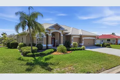 324 Oakwood Circle, Englewood, FL 34223 - Photo 1
