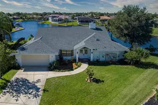 3 Creek Ct, Palm Coast, FL 32137 - Photo 1