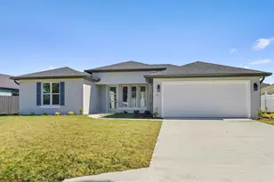27 Flanders Ln, Palm Coast, FL 32137 - Photo 1