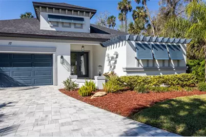 17 Sweetwater Court, Palm Coast, FL 32137 - Photo 1