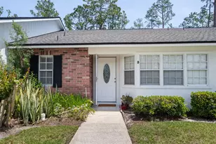 9 Kings Colony Ct N, Palm Coast, FL 32137 - Photo 1