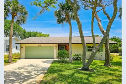 1211 S Flagler Avenue, Flagler Beach, FL 32136 - Photo 1