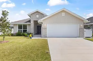 4 S Sleeping Beauty Pl, Palm Coast, FL 32164 - Photo 1