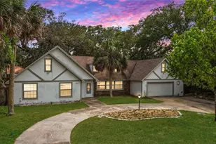 689 16th St, Saint Augustine, FL 32080 - Photo 1