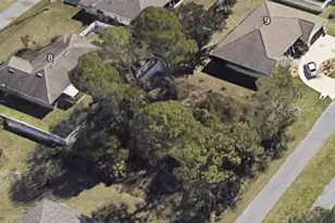 7 Birchfield Pl, Palm Coast, FL 32137 - Photo 1