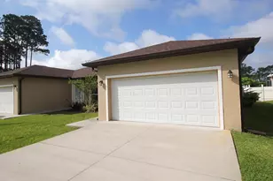 23 Empress Ln, Palm Coast, FL 32164 - Photo 1