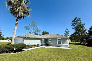 11 White House Dr, Palm Coast, FL 32164 - Photo 1