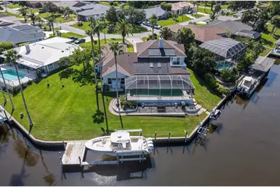 39 Cottonwood Court, Palm Coast, FL 32137 - Photo 1