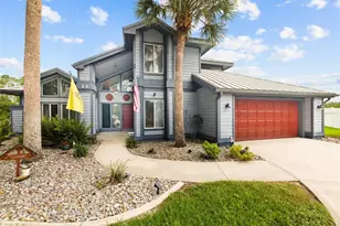 14 Lake Pl, Palm Coast, FL 32137 - Photo 1