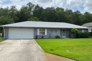 10 Zeppo Ct, Palm Coast, FL 32164 - Photo 1