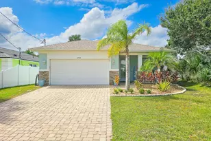 2706 S Daytona Ave, Flagler Beach, FL 32136 - Photo 1