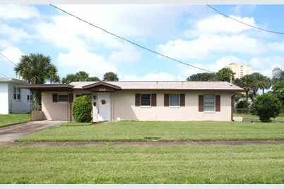 329 Brookline Avenue, Daytona Beach, FL 32118 - Photo 1