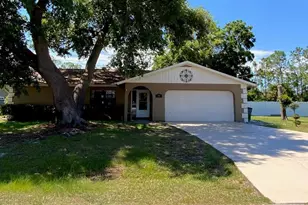 10 Peyton Pl, Palm Coast, FL 32164 - Photo 1