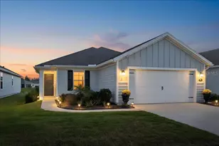 7 Windsor Ter, Palm Coast, FL 32164 - Photo 1