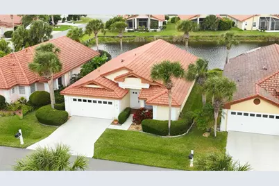 19 San Rafael Court, Palm Coast, FL 32137 - Photo 1
