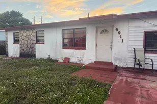 5911 Barbados Way W, West Palm Beach, FL 33407 - Photo 1