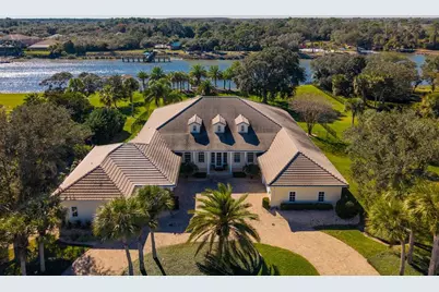 7 Capri Court, Palm Coast, FL 32137 - Photo 1