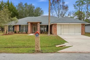 31 Radcliffe Dr, Palm Coast, FL 32164 - Photo 1