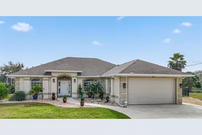 32 Cheyenne Court, Palm Coast, FL 32137 - Photo 1