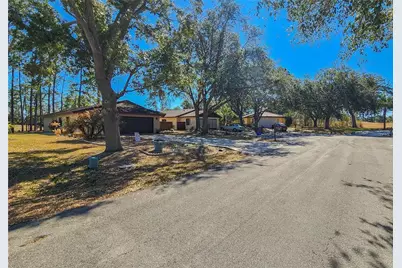 31 Lago Vista Place, Palm Coast, FL 32164 - Photo 1