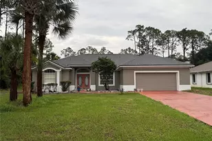 33 Wendy Ln, Palm Coast, FL 32164 - Photo 1