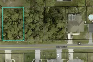 3 Porpoise Ln, Palm Coast, FL 32164 - Photo 1
