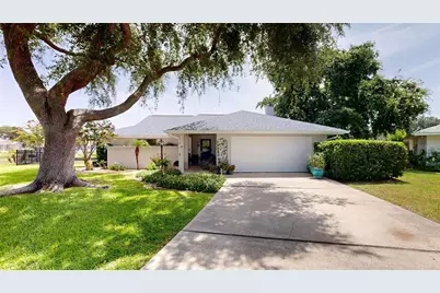 23 Commander Court, Palm Coast, FL 32137 - Photo 1