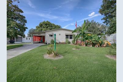 1229 Dustin Drive, Lady Lake, FL 32159 - Photo 1