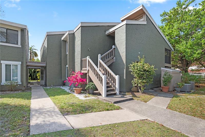 5125 Eaglesmere Dr B03, Orlando, FL 32819 MLS G5066083 Coldwell Banker