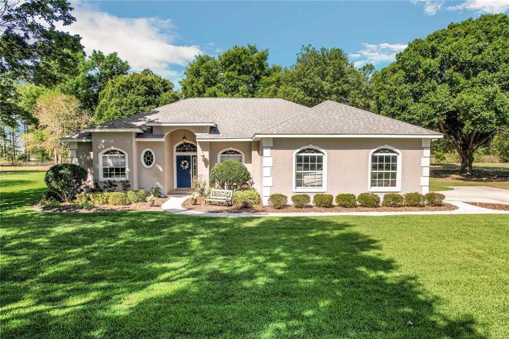 19619 Eagles View Cir, Umatilla, FL 32784 MLS G5067891 Coldwell Banker