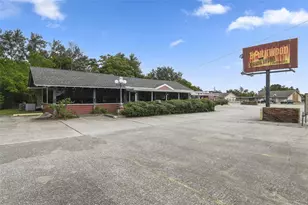 3725 W Old US Hwy 441, Mount Dora, FL 32757 - Photo 1