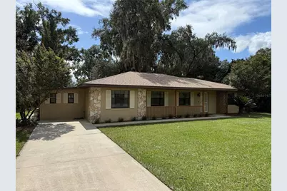 403 W Palm Avenue, Bushnell, FL 33513 - Photo 1