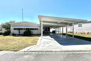 149 Royal Palm Dr, Leesburg, FL 34748 - Photo 1