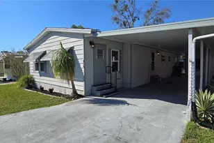 815 E Live Oak St, Wildwood, FL 34785 - Photo 1