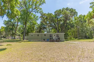 1986 Cr 412, Lake Panasoffkee, FL 33538 - Photo 1