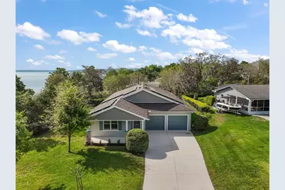 137 E Palmetto Avenue, Howey in the Hills, FL 34737 - Photo 1