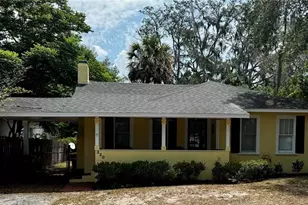 320 N Rhodes St, Mount Dora, FL 32757 - Photo 1