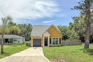 217 S East St, Leesburg, FL 34748 - Photo 1