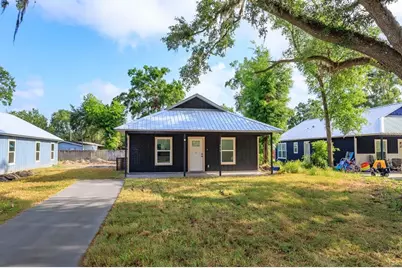 646 NW 9th Avenue, Webster, FL 33597 - Photo 1