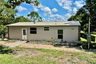 221 Skyline Dr, Lady Lake, FL 32159 - Photo 1