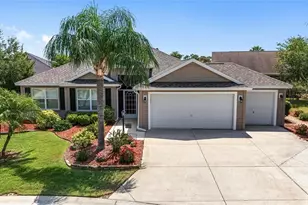 1910 Quiet Oak Ct, The Villages, FL 32162 - Photo 1
