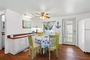 5527 Williamsburg Ln, Wildwood, FL 34785 - Photo 1