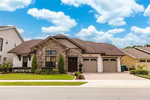 10592 Woods Dr, Oxford, FL 34484 - Photo 1