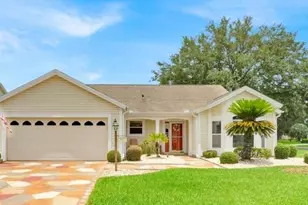 1401 Madrigal Ln, The Villages, FL 32159 - Photo 1