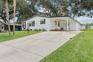 711 Camelia Ct, The Villages, FL 32159 - Photo 1