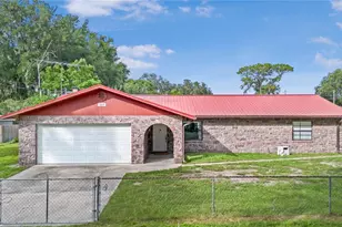 2047 Cr 446, Lake Panasoffkee, FL 33538 - Photo 1