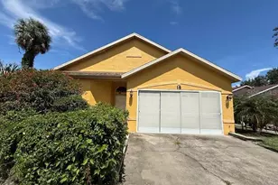 18 Ginger Cir, Leesburg, FL 34748 - Photo 1