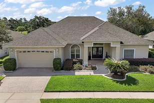 1720 Edgewater Dr, Mount Dora, FL 32757 - Photo 1