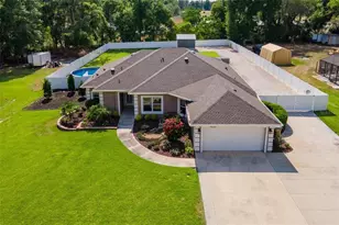 36323 Piney Ridge Blvd, Fruitland Park, FL 34731 - Photo 1